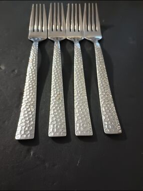 Hammered Glossy Stainless Steel Dinner Forks - Set of 4